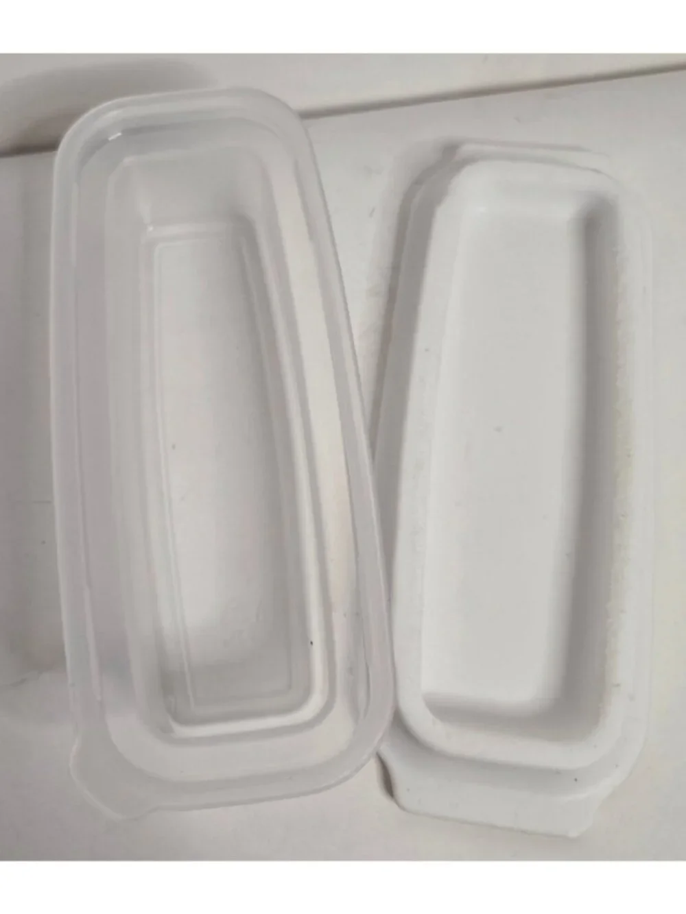 Vintage White Rubbermaid Butter Dish Keeper Storage Refrigeration Classic